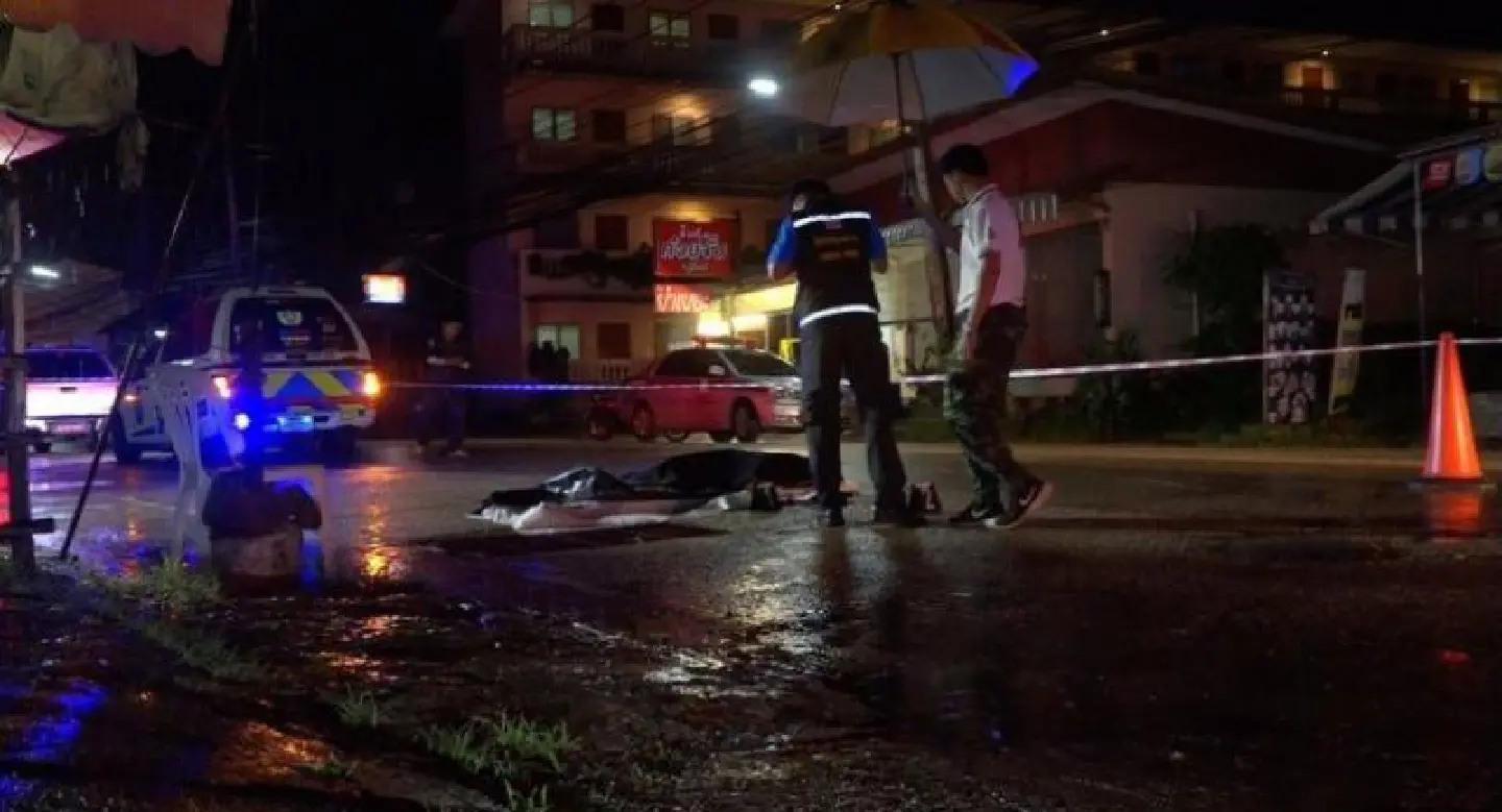 Manhunt launched for injured young man for allegedly killing rival in Khon Kaen Manhunt launched for injured young man for allegedly killing rival in Khon Kaen