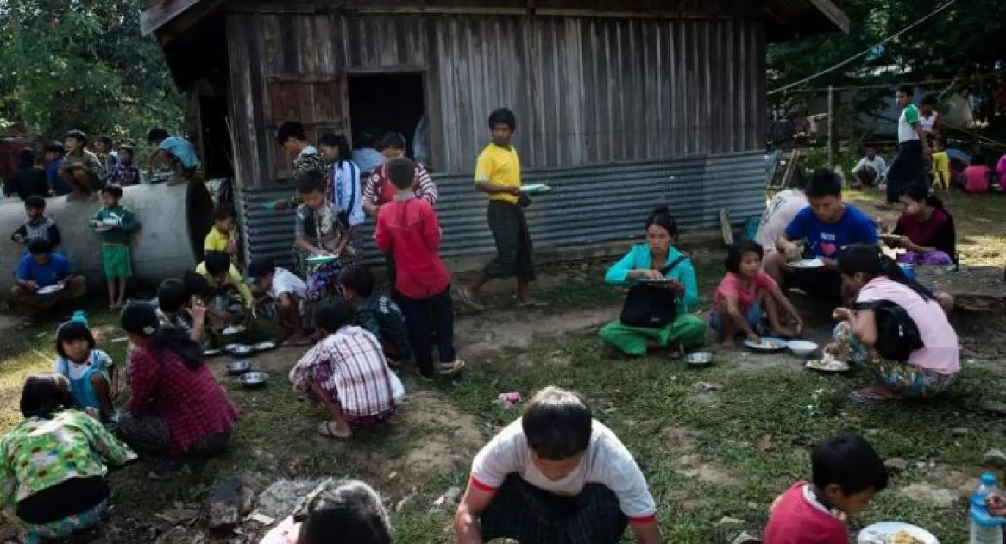 Kachin civilians flee Myanmar's 'forgotten war' Kachin civilians flee Myanmar's 'forgotten war'