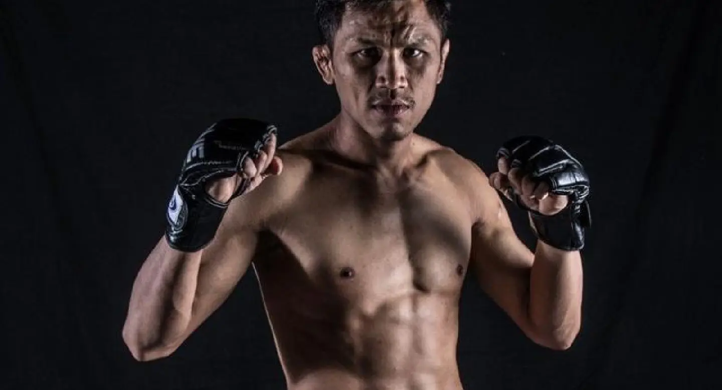 Cancer survivor Singtongnoi fights for glory and family in career’s second run Cancer survivor Singtongnoi fights for glory and family in career’s second run