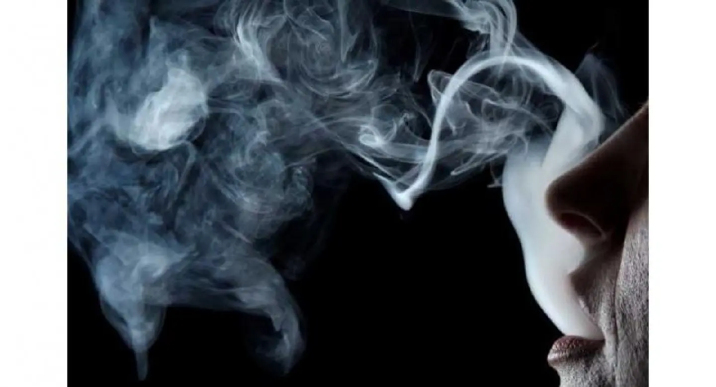 Second-hand smoke exposes Thais to health risks Second-hand smoke exposes Thais to health risks