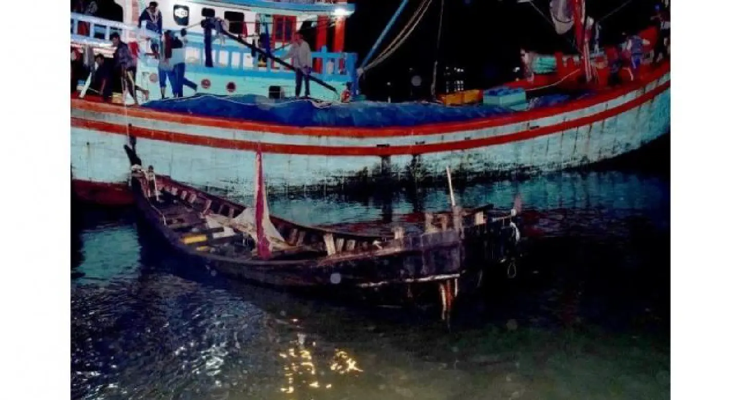 Rohingya refugee sent to Papua New Guinea by Australia dies Rohingya refugee sent to Papua New Guinea by Australia dies