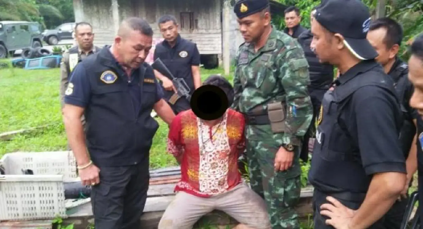 Triple shooter seized in Satun