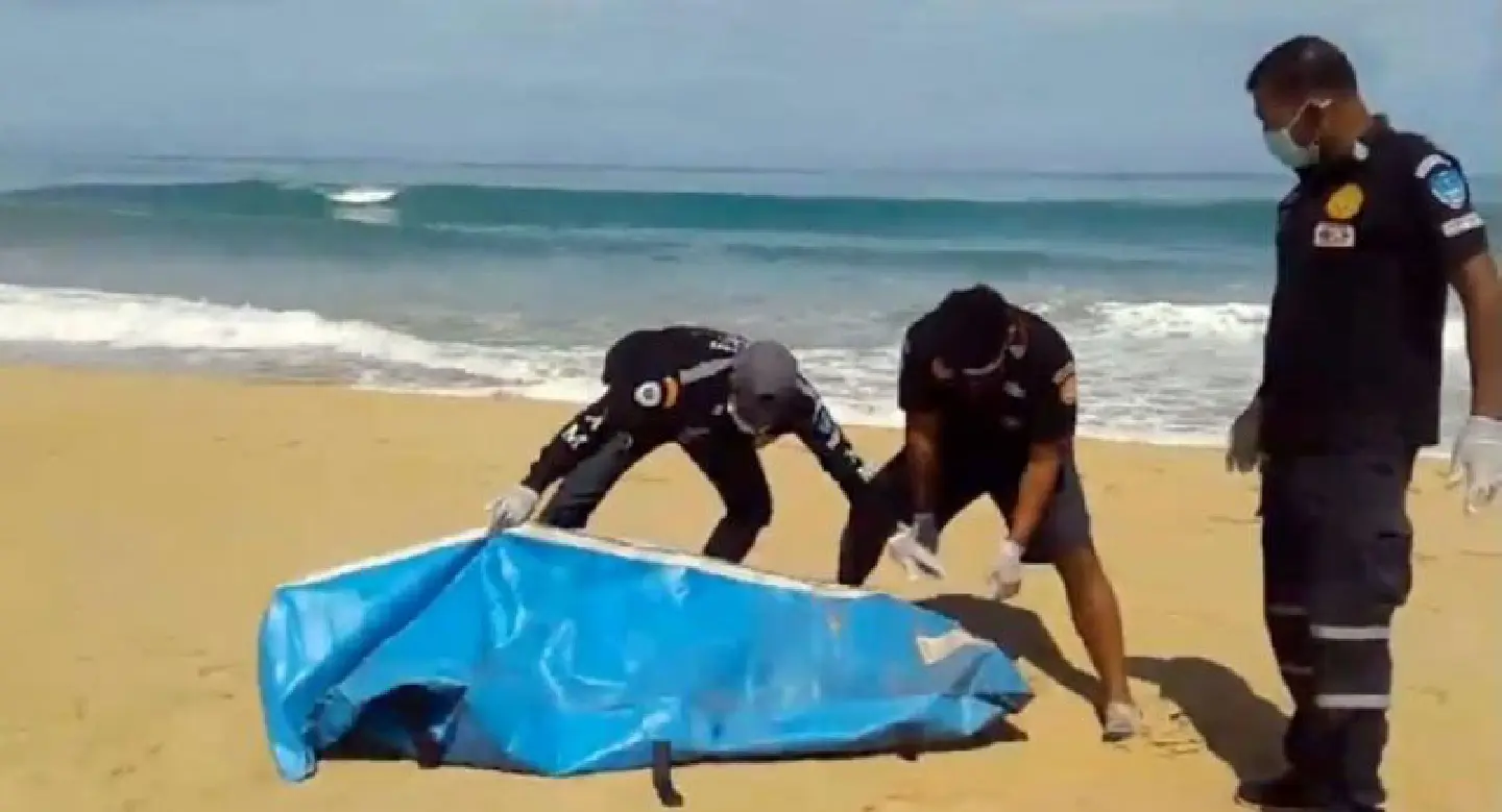 Man’s body found on Phang Nga beach Man’s body found on Phang Nga beach