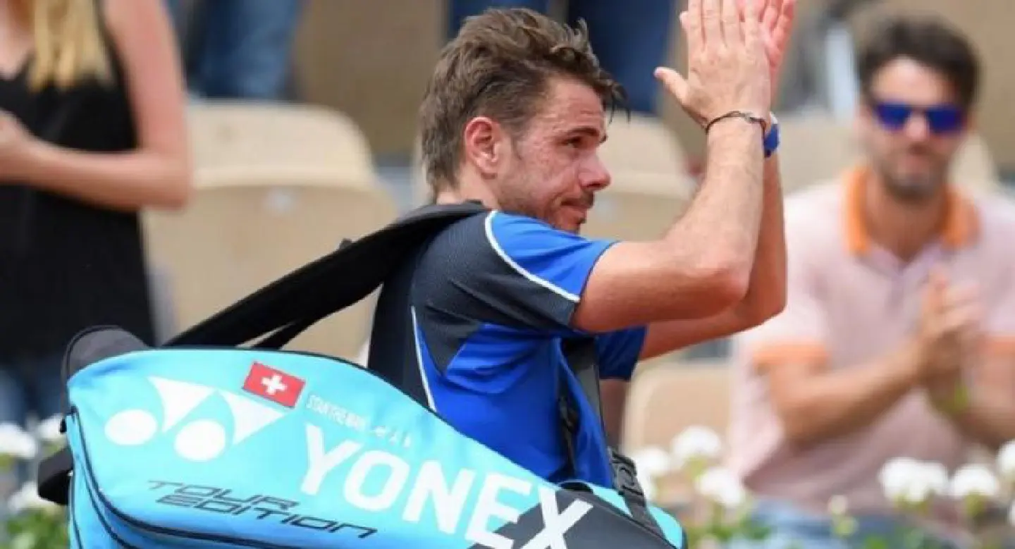 Wawrinka crashes out in Roland Garros first round, Djokovic through Wawrinka crashes out in Roland Garros first round, Djokovic through