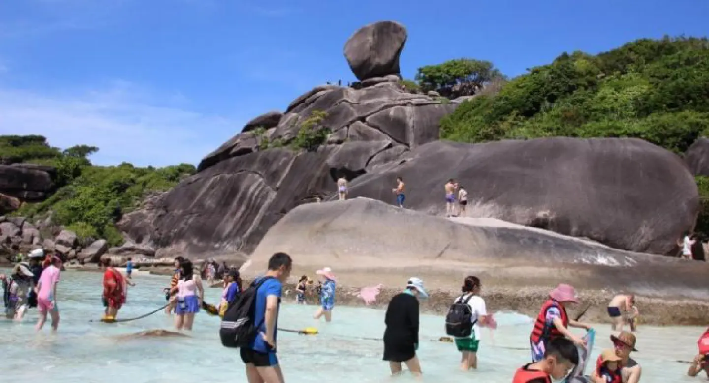 Ban on overnight stays at Similan islands from Oct