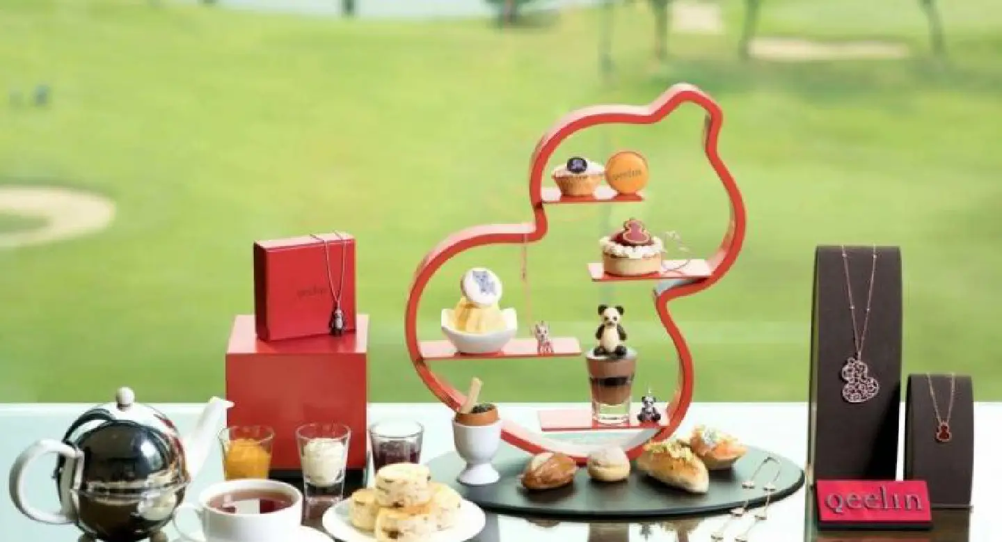 High tea with a precious design