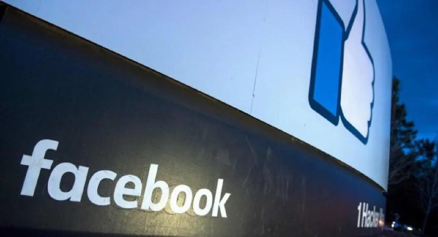 Facebook admits privacy settings 'bug' affecting 14 million users