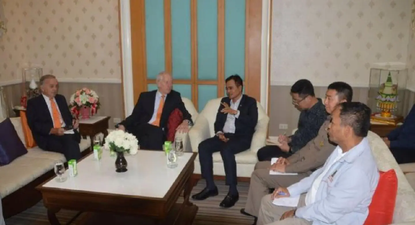 Dutch ambassador shares concerns over safety of Phuket tourists Dutch ambassador shares concerns over safety of Phuket tourists