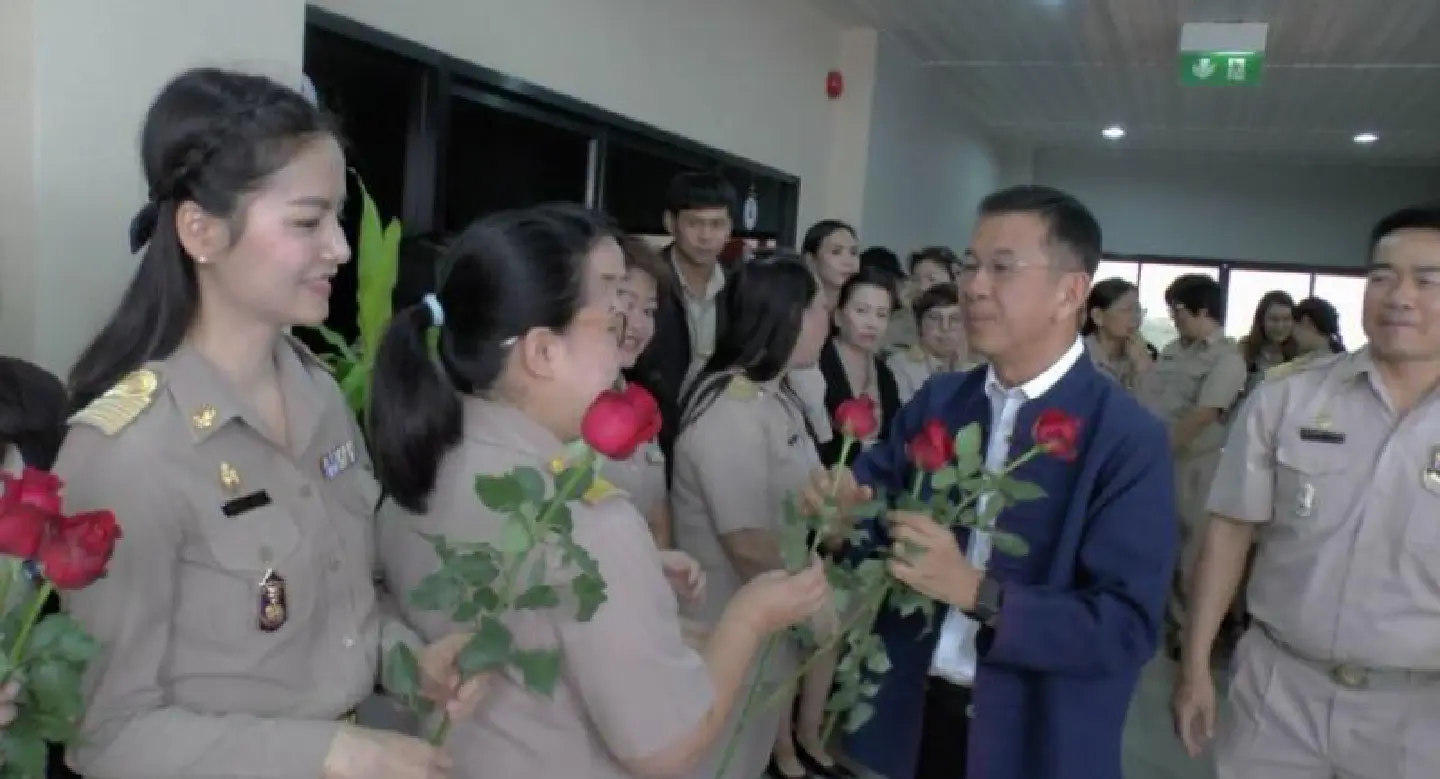 Chiang Mai PAO chief insists no political manoeuvring behind PM’s order to reinstate him Chiang Mai PAO chief insists no political manoeuvring behind PM’s order to reinstate him