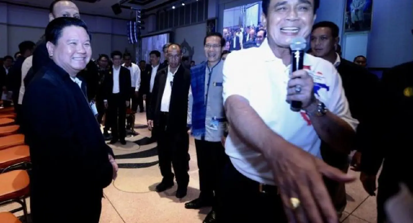 Prayut urges voters to resist picking ‘the same old faces’ at election Prayut urges voters to resist picking ‘the same old faces’ at election
