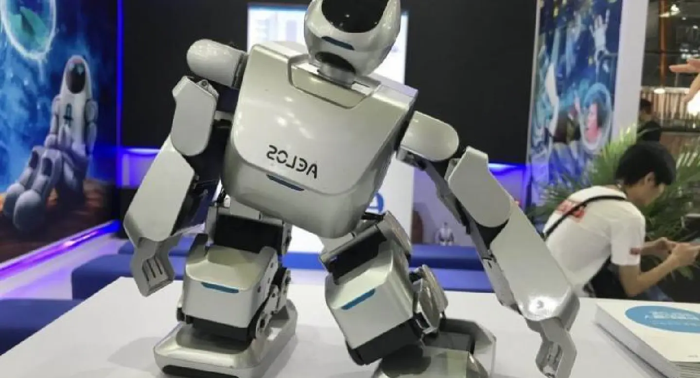 Robots, AI among the stars at CES technology show Robots, AI among the stars at CES technology show