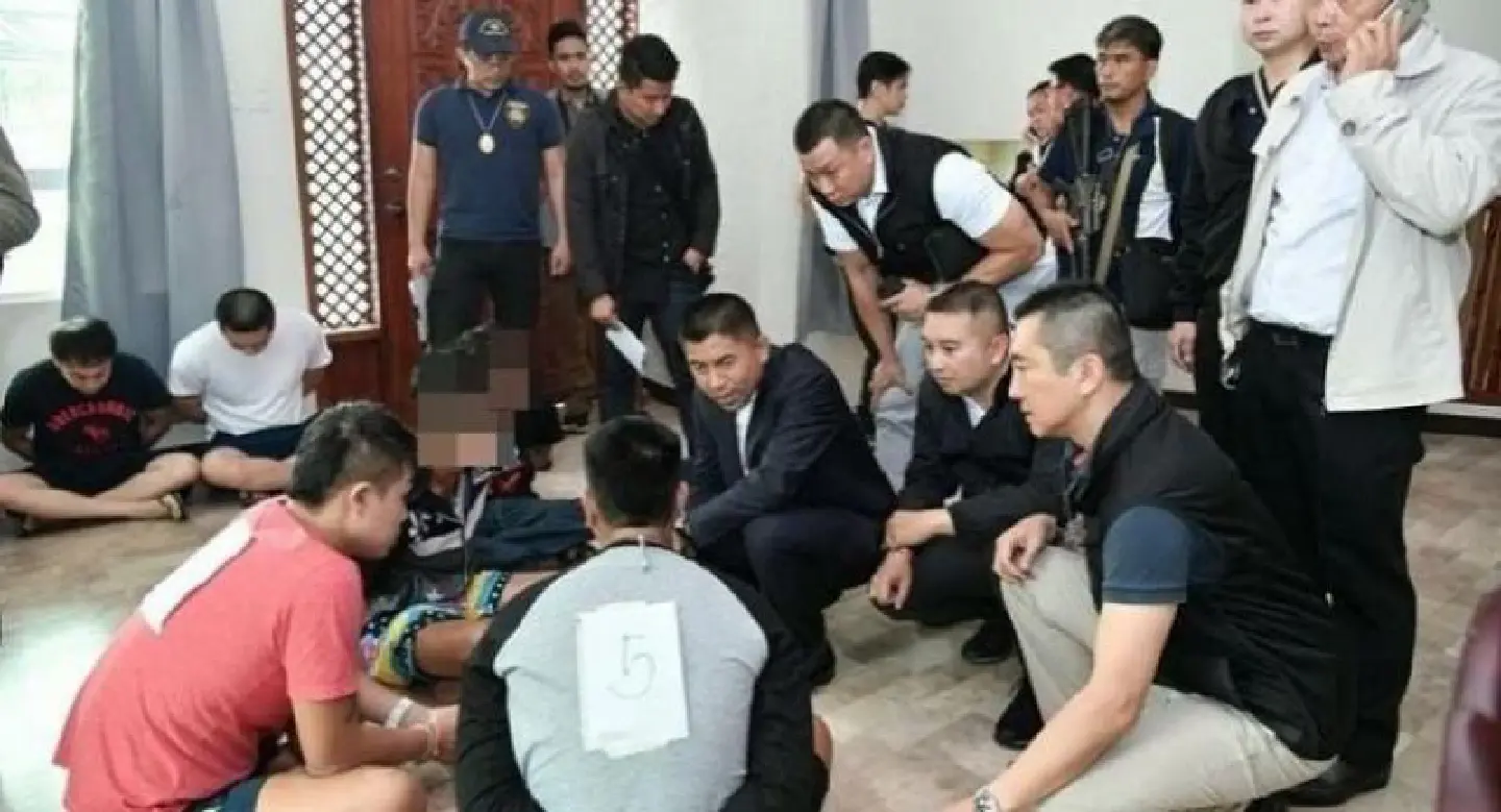 Thai, Philippine police crack down on call centre gang in Manila Thai, Philippine police crack down on call centre gang in Manila