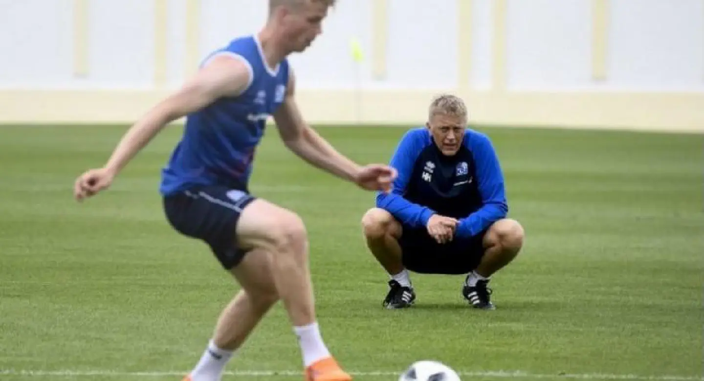 Iceland boss hails 'schoolbook' defending against Argentina Iceland boss hails 'schoolbook' defending against Argentina