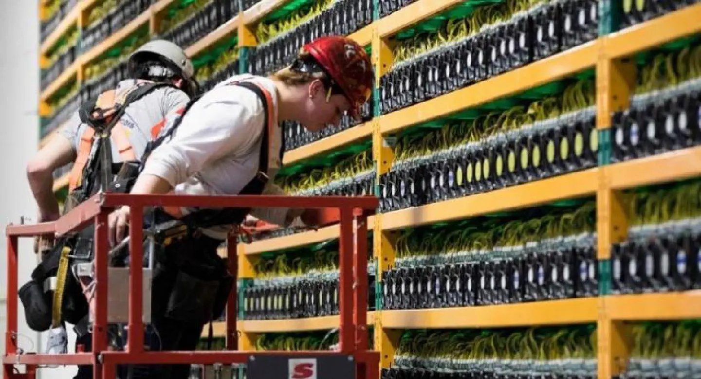 Bitcoin could 'bring internet to a halt': BIS