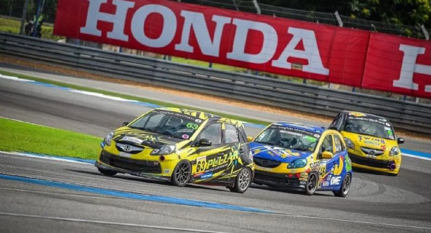 Honda Racing's Button and Yamamoto to feature in Buriram Honda Racing's Button and Yamamoto to feature in Buriram