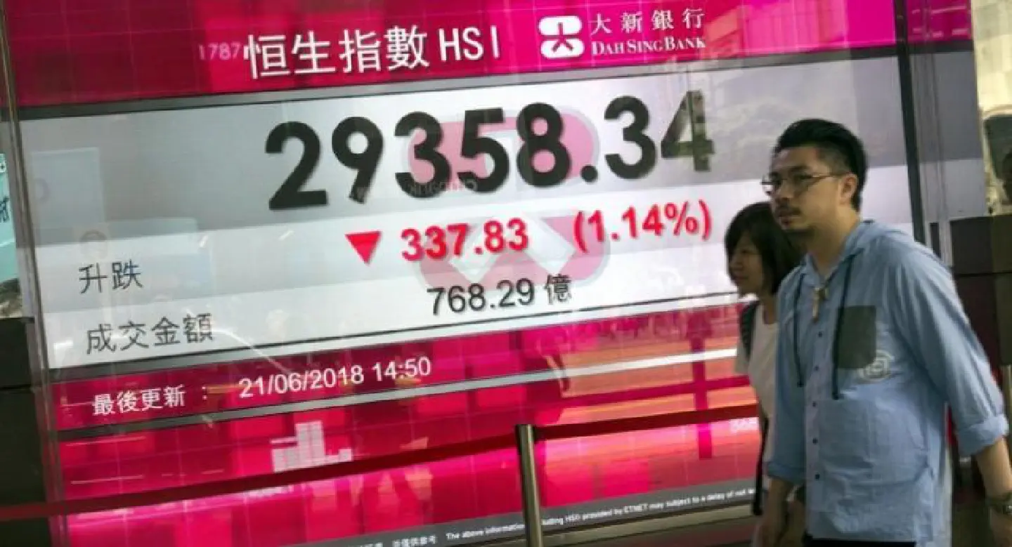 Asian markets reverse on lingering trade war fears Asian markets reverse on lingering trade war fears