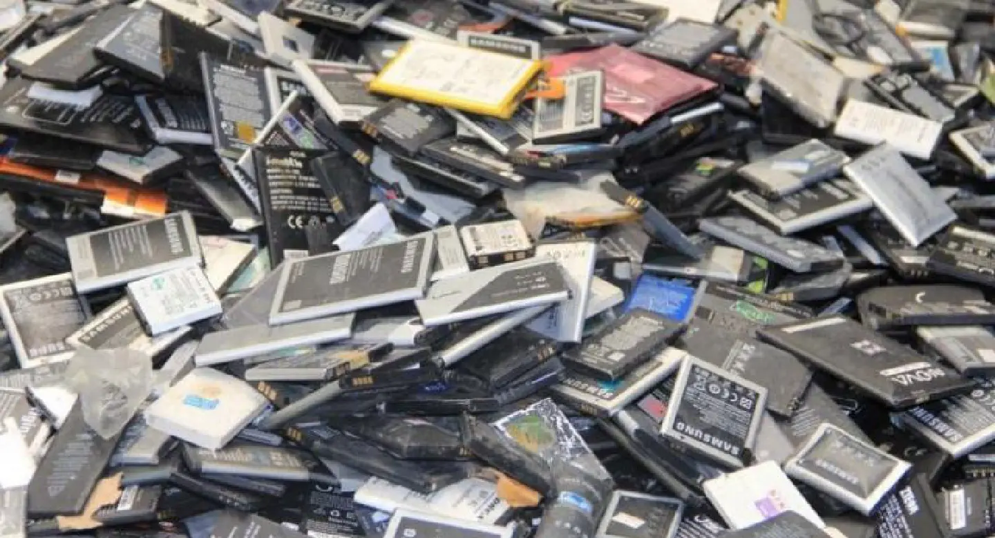 Push on to block toxic e-wastes