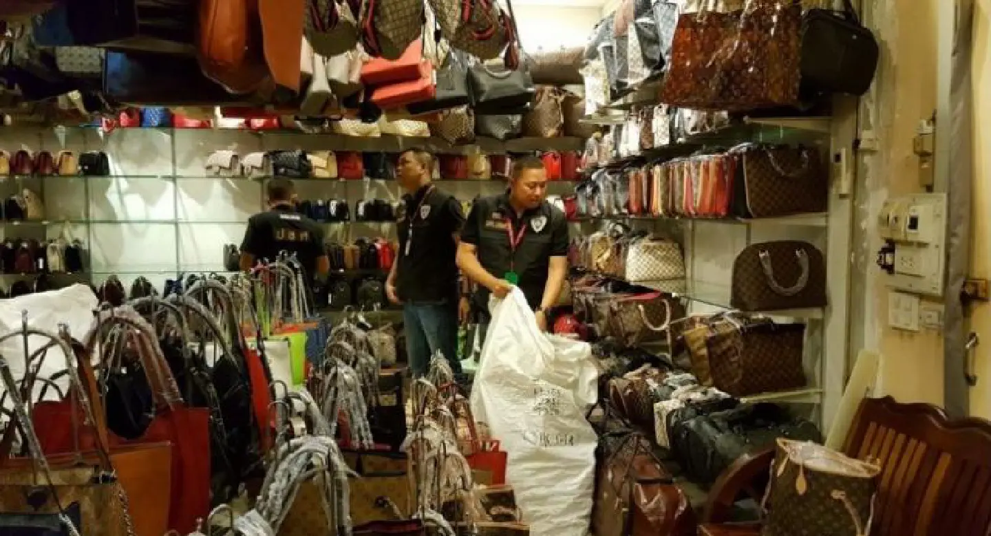 Fake goods seized at Patong warehouse
