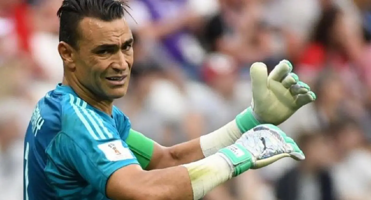 Egypt goalkeeper Essam El Hadary defies age but it’s Saudi Arabia who end on high Egypt goalkeeper Essam El Hadary defies age but it’s Saudi Arabia who end on high