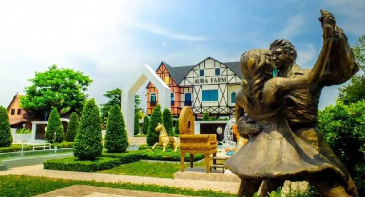 Business path leads to eco-tourism venture