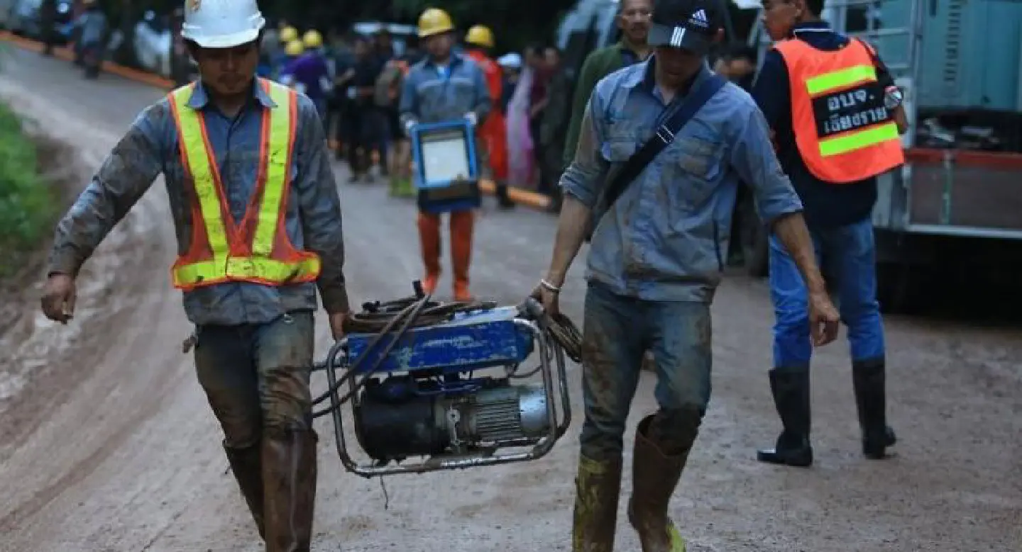 Team probably in dry chamber at tail end of cave, says former district chief Team probably in dry chamber at tail end of cave, says former district chief