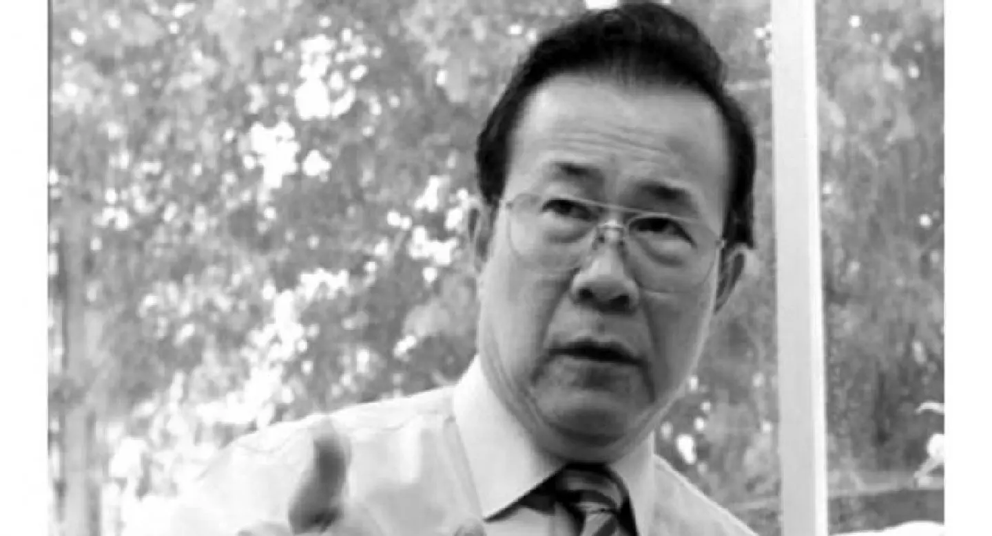 Constitution expert Kanin dies at 71