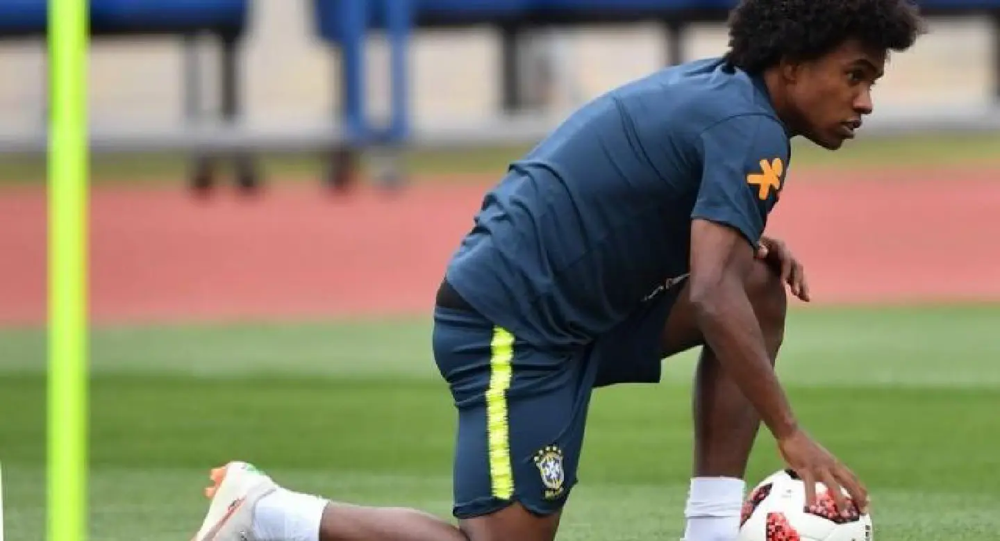 Willian warns Hazard as Chelsea teammates prepare to clash at World Cup Willian warns Hazard as Chelsea teammates prepare to clash at World Cup