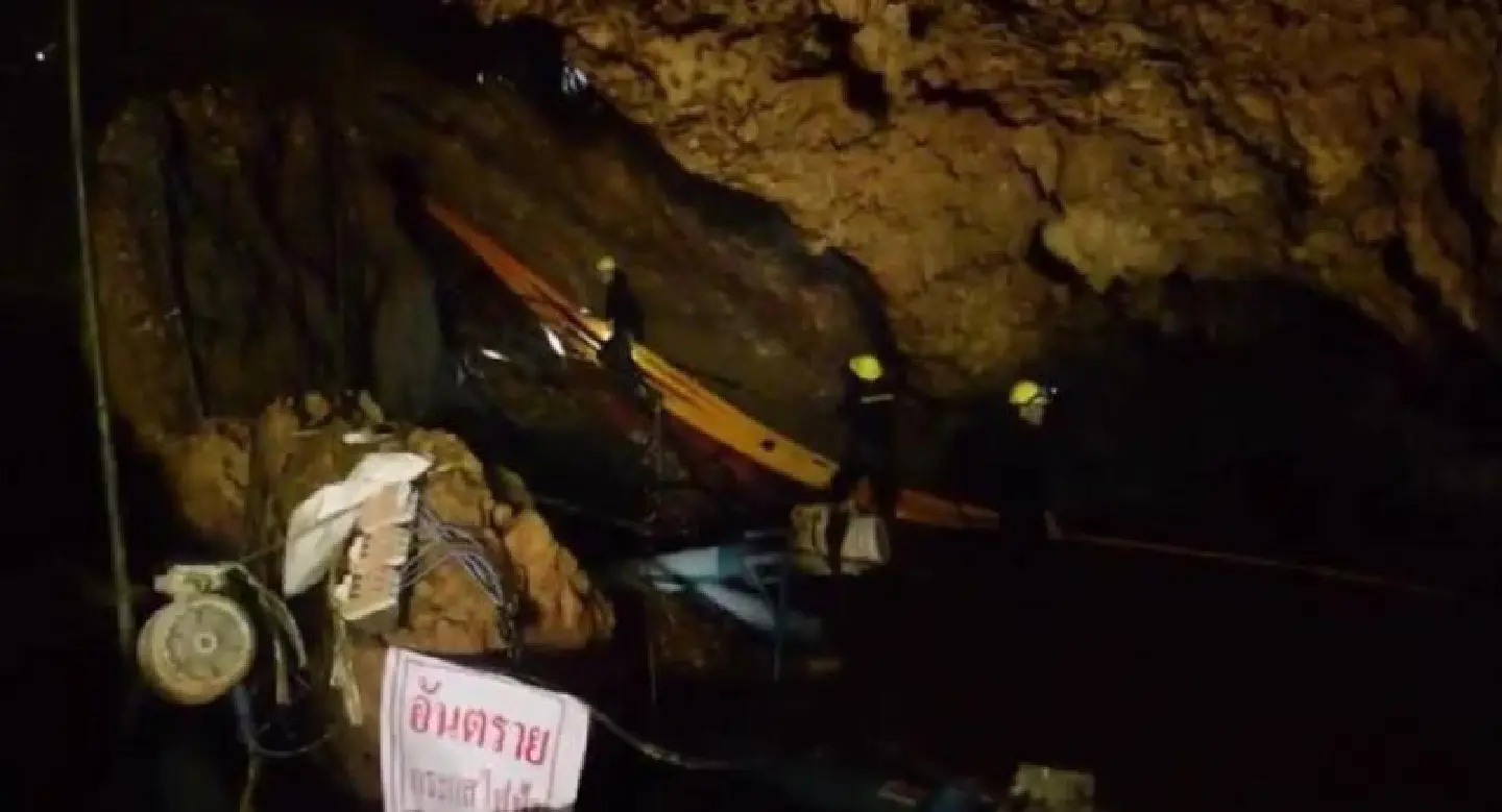 Rescue mission head rules out waiting for cave to dry Rescue mission head rules out waiting for cave to dry