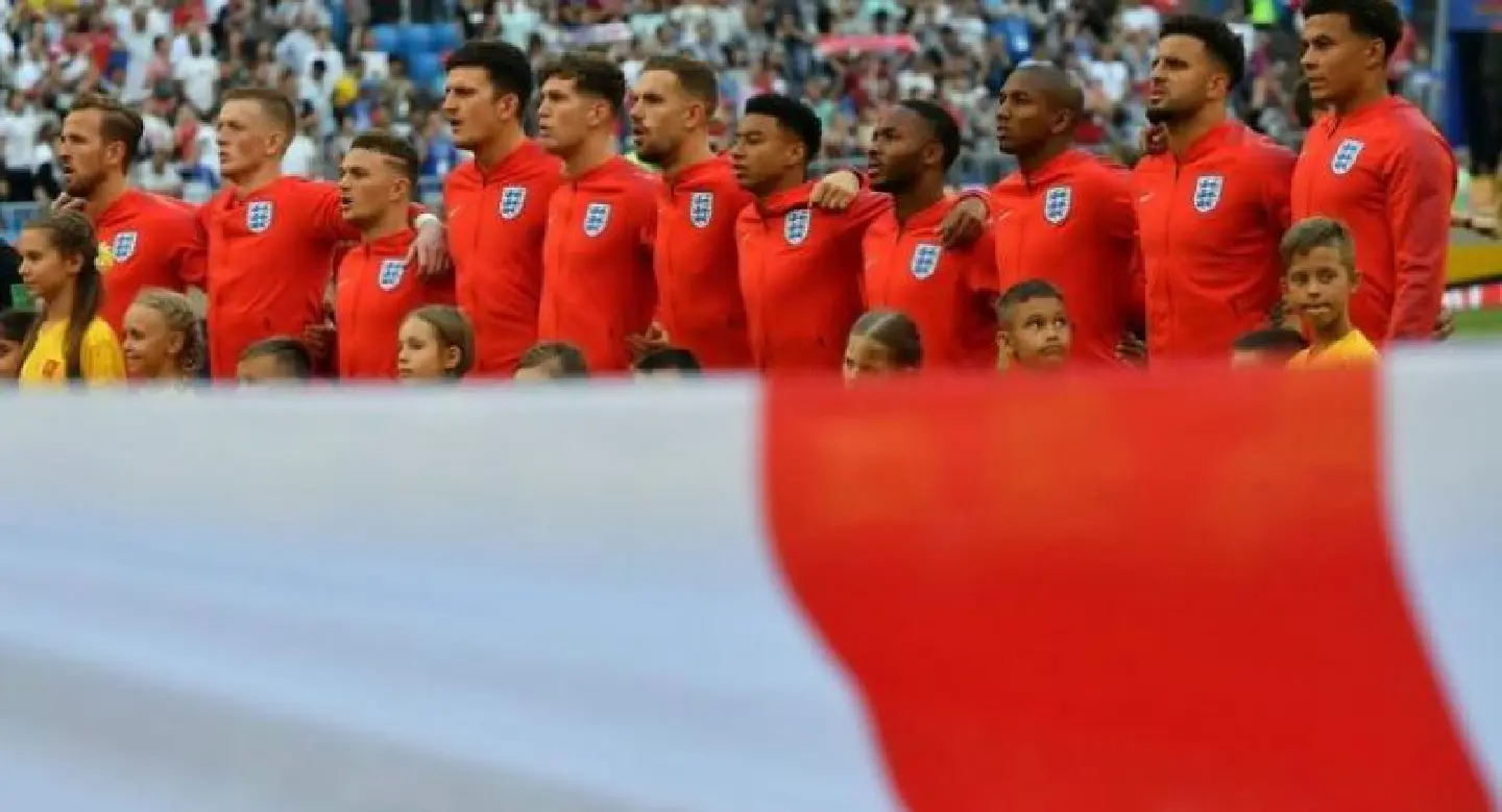England dream of World Cup glory as Russian fans thank team England dream of World Cup glory as Russian fans thank team