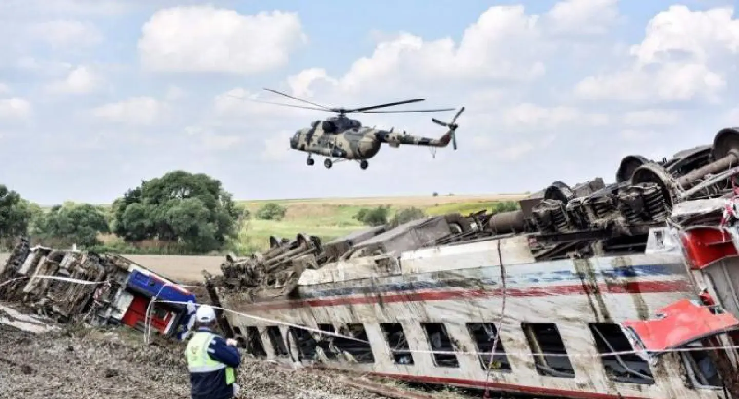 Turkey train disaster leaves 24 dead, hundreds hurt Turkey train disaster leaves 24 dead, hundreds hurt