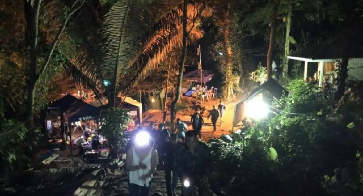 Elon Musk says in Thailand with mini-sub Elon Musk says in Thailand with mini-sub