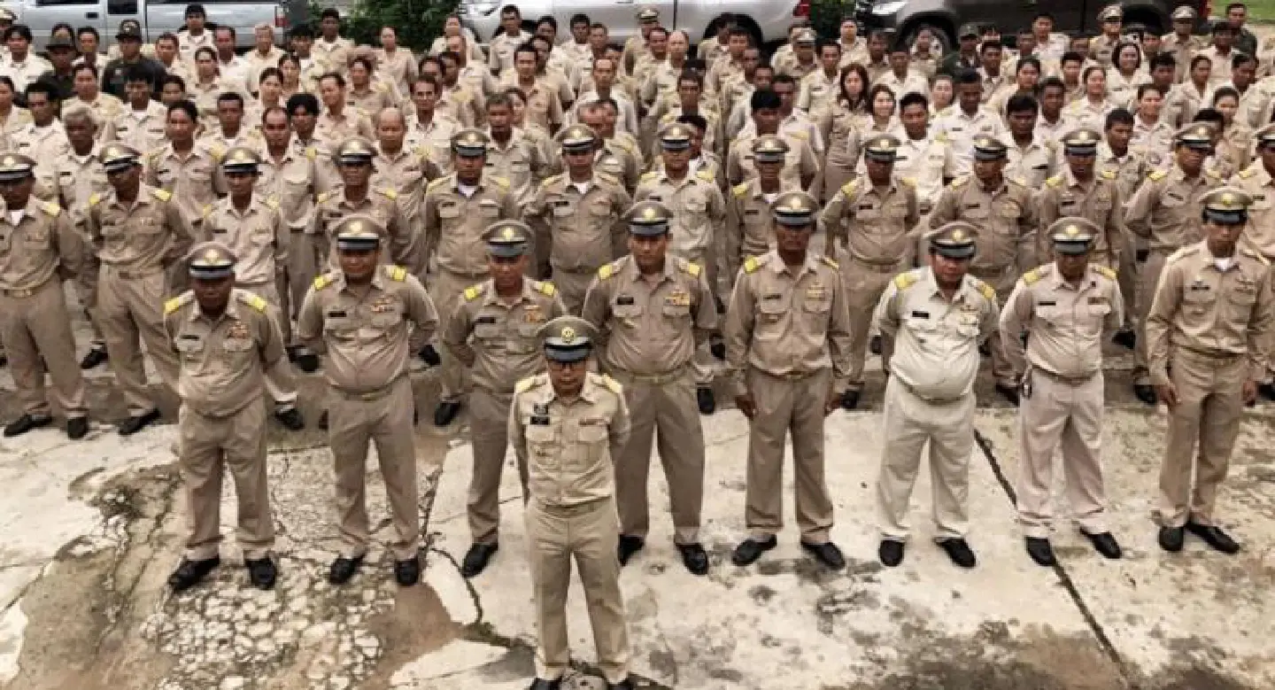REPORT: Stand to attention: Prayut reminds officials about ceremonial etiquette REPORT: Stand to attention: Prayut reminds officials about ceremonial etiquette