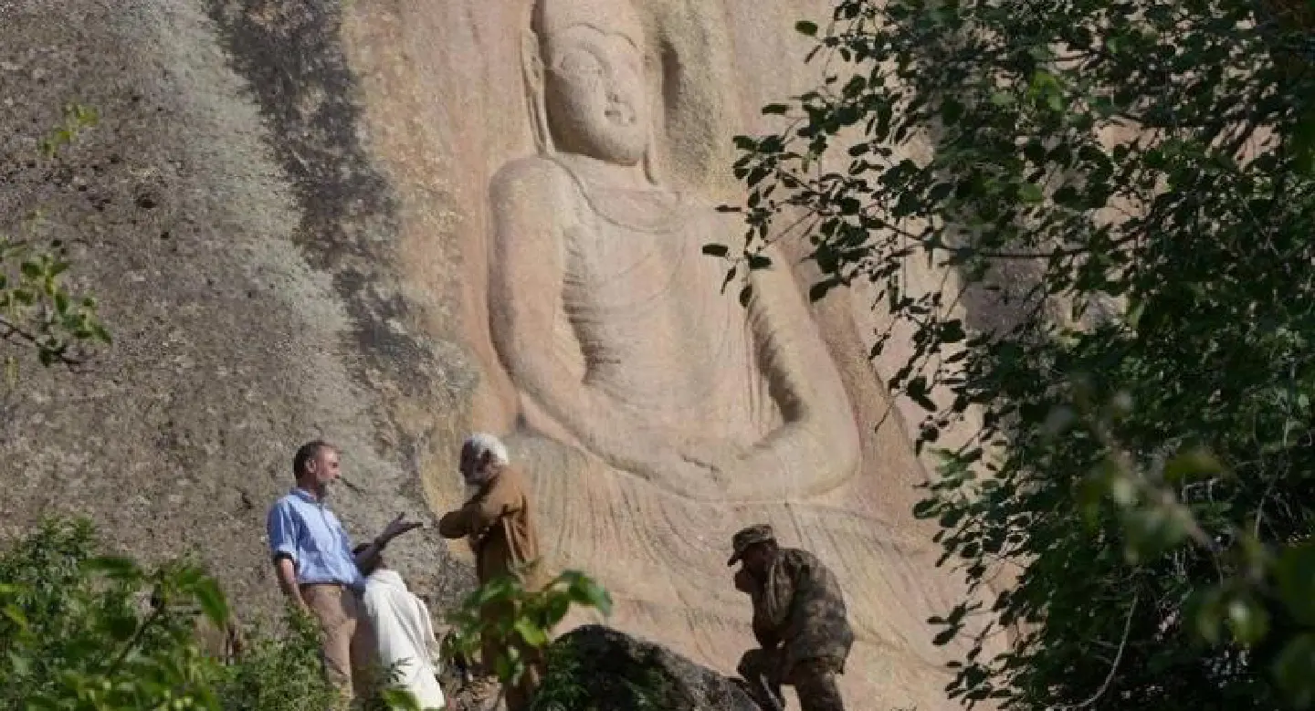 Peace restored to troubled valley Peace restored to troubled valley
