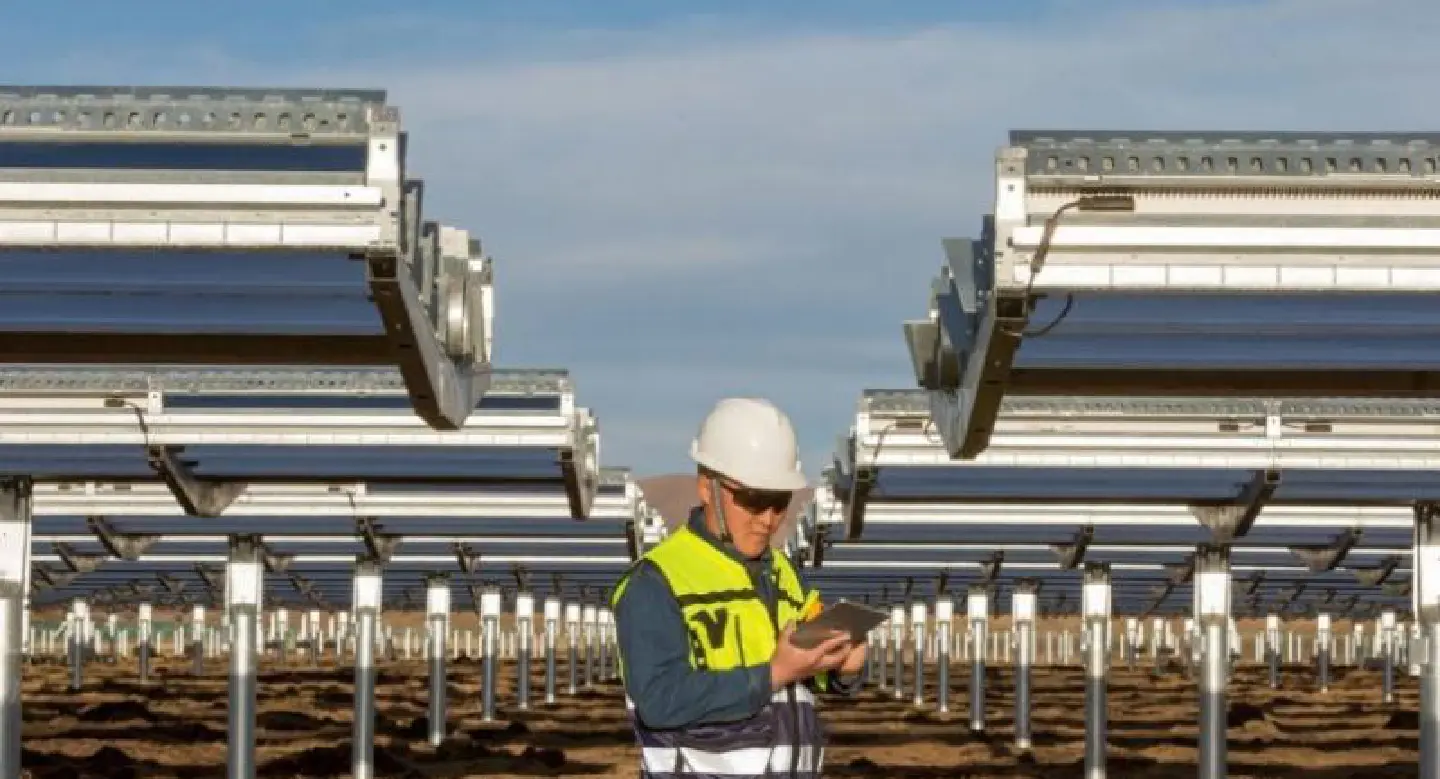 Apple launches $300 mn 'green' fund for China suppliers Apple launches $300 mn 'green' fund for China suppliers