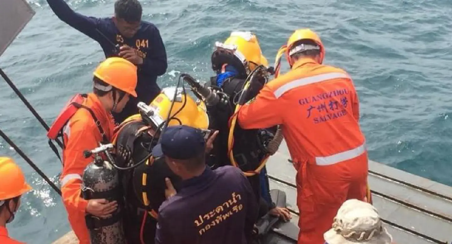 Arrest warrant issued for Phoenix tourist-boat owner