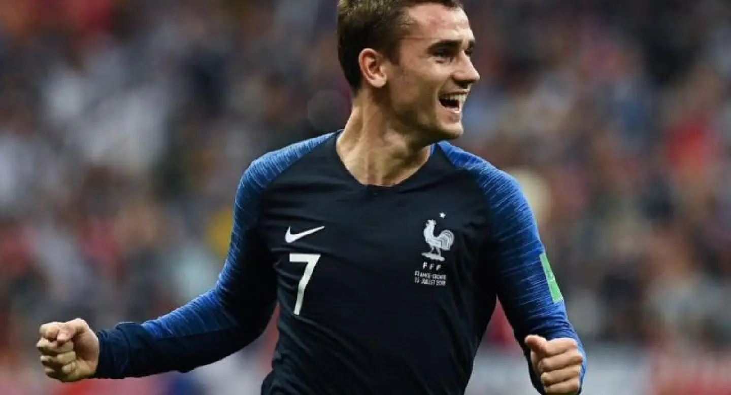 France beat Croatia 4-2 to win World Cup