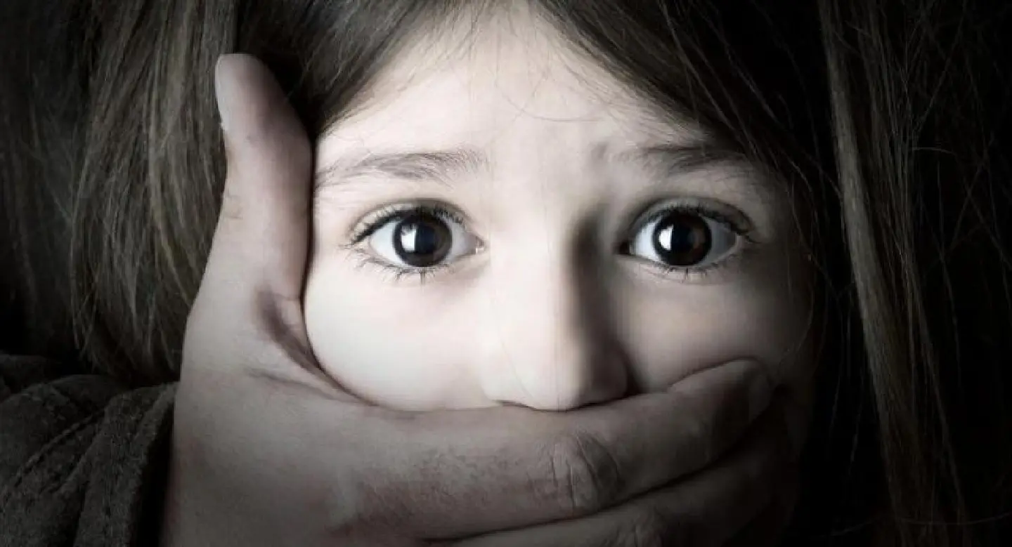 Young girl allegedly kidnapped in Jakarta, sent to West Sumatra as beggar Young girl allegedly kidnapped in Jakarta, sent to West Sumatra as beggar