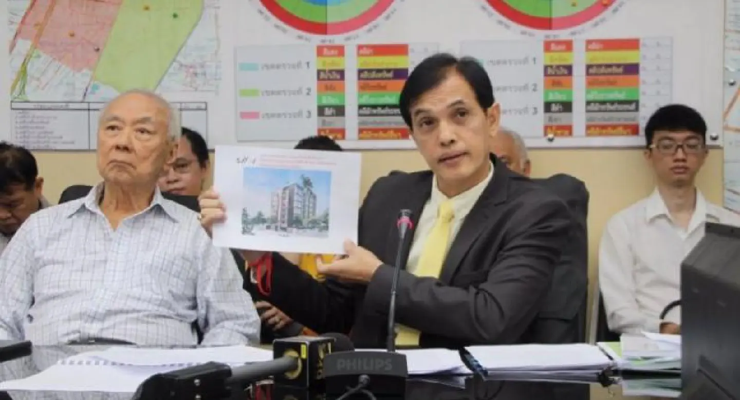 Phayathai neighbours fight district director over approval of ‘tall’ eight-storey building Phayathai neighbours fight district director over approval of ‘tall’ eight-storey building