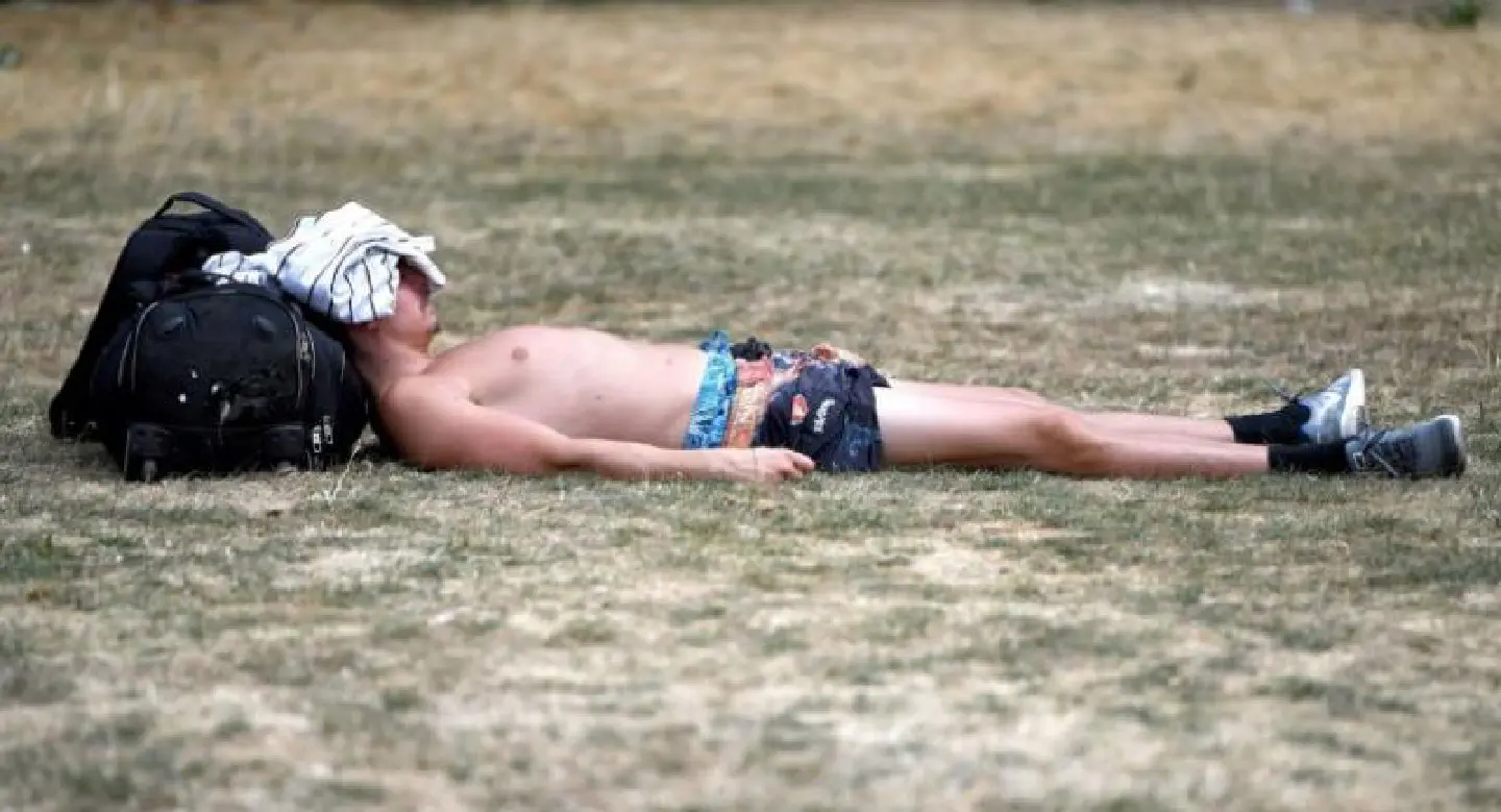 No jacket required as MCC feels the heat
