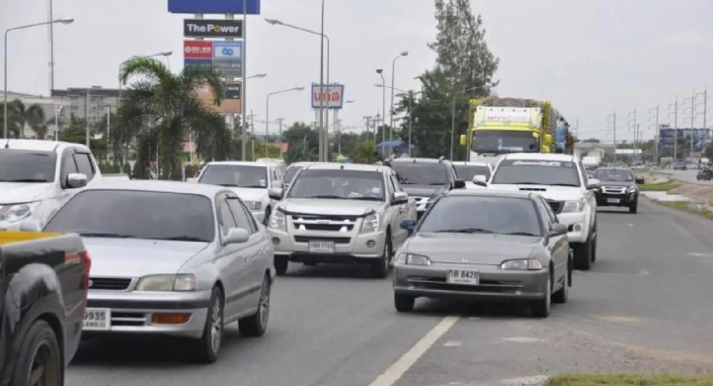 Long weekend causes Isaan congestion Long weekend causes Isaan congestion