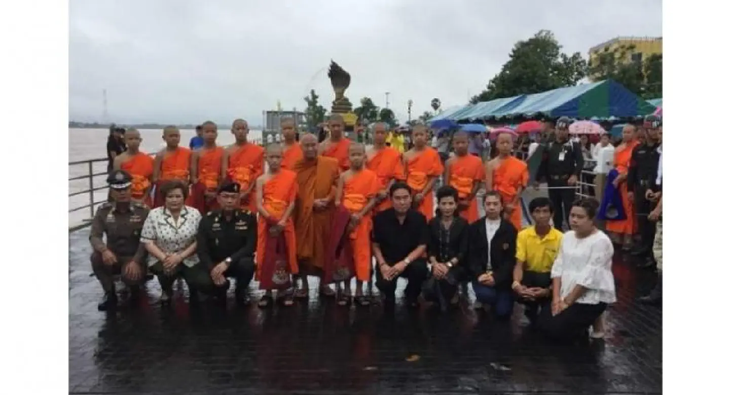 Mu Pa footballers attend Saman’s ashes immersion ceremony Mu Pa footballers attend Saman’s ashes immersion ceremony