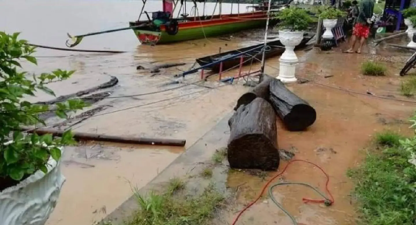 Rising Mekong triggers worries of  more devastation