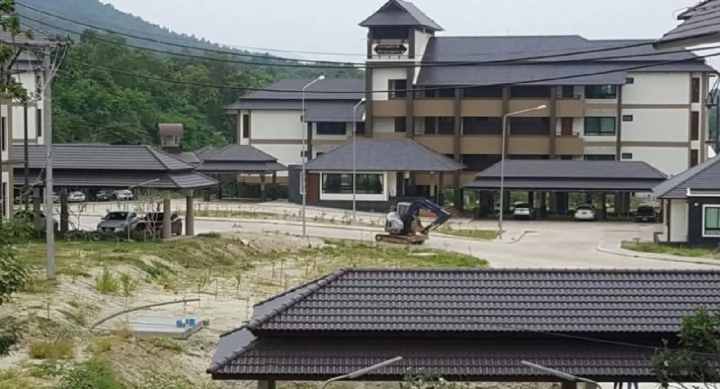 Doi Suthep battle plan includes cursing housing site