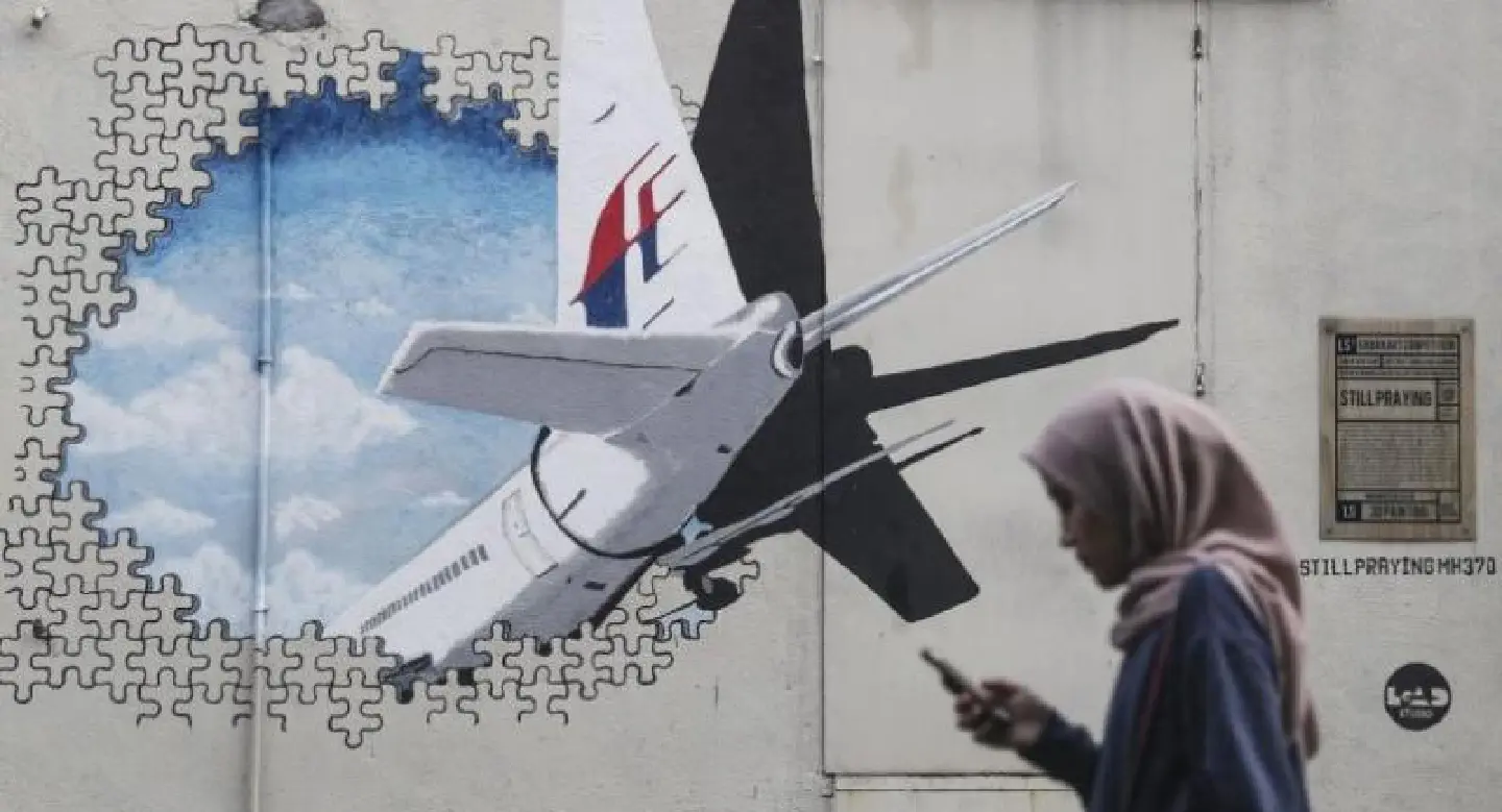 Air traffic controllers for MH370 in KL and Saigon did not follow SOPs, says safety probe Air traffic controllers for MH370 in KL and Saigon did not follow SOPs, says safety probe