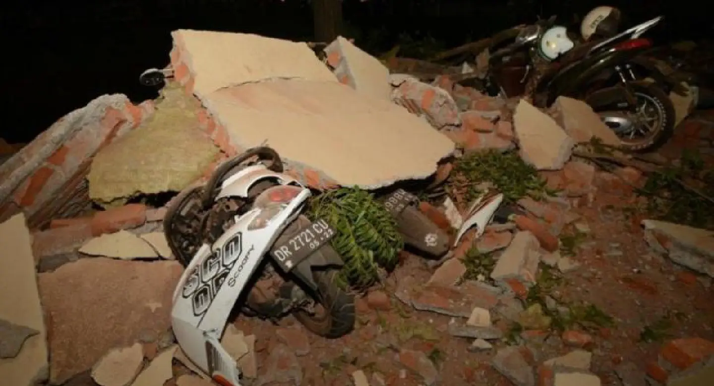 132 aftershocks recorded after 7-magnitude earthquake in Indonesia 132 aftershocks recorded after 7-magnitude earthquake in Indonesia