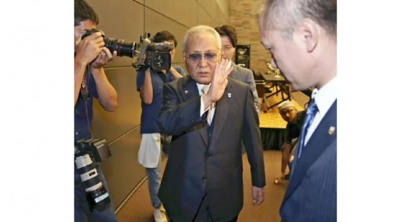 Japan's boxing head resigns over scandals Japan's boxing head resigns over scandals