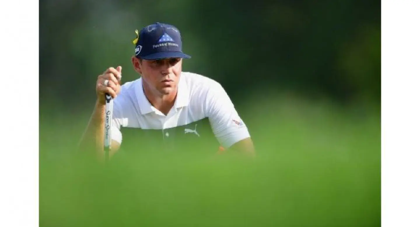 Woodland shoots 64 to seize PGA lead, Tiger, McIlroy grind to par Woodland shoots 64 to seize PGA lead, Tiger, McIlroy grind to par