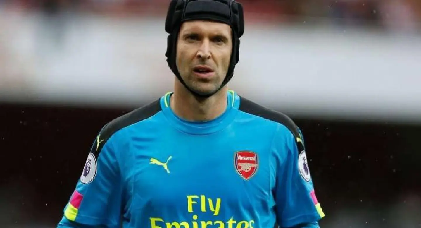 Arsenal's Cech in social media spat with Bayer Leverkusen Arsenal's Cech in social media spat with Bayer Leverkusen