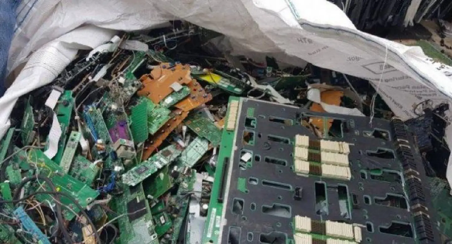 Govt launches electronic waste crackdown Govt launches electronic waste crackdown