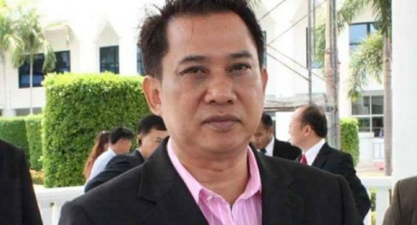 Red-shirt ex-MP gets Bt5m bail Red-shirt ex-MP gets Bt5m bail